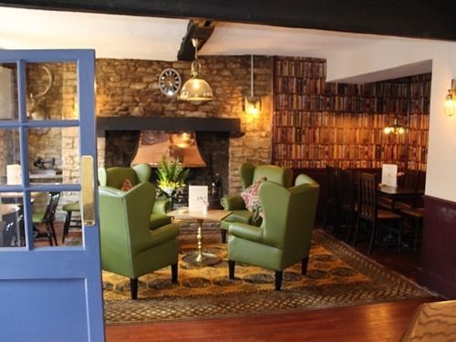 The Woodstock Arms Hotel ภายนอก รูปภาพ